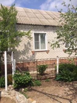 Продаю комфортабельный кирпичный дом 70 кв. м.