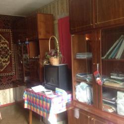 Продаю 1/2 долю в 2-х комн. кв., Лен. обл., г. Гатчина, ул. Карла Маркса, д. 31.