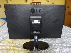 Продаю: 23" Монитор LG FLATRON 23EA53VQ-PA