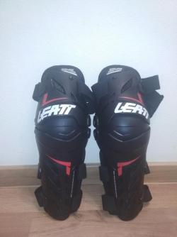 Наколенники Leatt dual axis