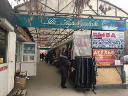 Сдам 8 кв.м.на пл.Калинина под БЕЛЯШИ,ХОТ-ДОГИ,СУШИ