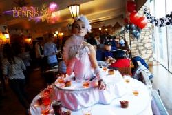 Леди-фуршет живой стол на встречу гостей закуски