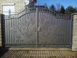 Предлагаем кованые ворота под ключ Предлагаем кованые ворота под ключ