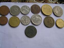 Банкноты и монеты разных стран