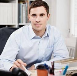 Ищем сотрудника для работы с клиентами