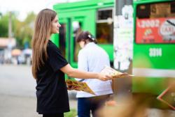 Распространение листовок в Симферополе Распространение листовок в Симферополе