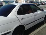 Nissan Sunny 2000