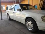 Mercedes-Benz E 1990