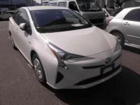 Toyota Prius 1.8 2016 новый