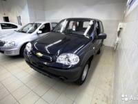 Chevrolet Niva Джип 1.7 2015 с пробегом
