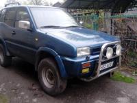 Nissan Terrano Джип 2.4 1996 с пробегом