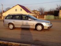 Opel Omega 2002 СЕРЕБРО