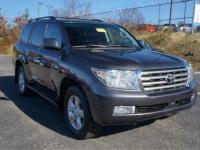Toyota Land Cruiser 2011 СЕРЫЙ