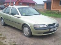 Opel Vectra Хетчбэк 1.6 1996 с пробегом
