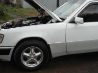 Mercedes-Benz E Седан 2.3 1992 с пробегом