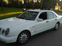 Mercedes-Benz E Купе 2.2 1998 с пробегом