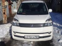Toyota Voxy Минивэн 2.0 2006 с пробегом