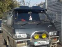 Mitsubishi Delica Минивэн 2.5 1993 с пробегом