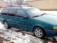 Volkswagen Passat 1991 ЗЕЛЕНЫЙ