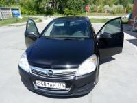 Opel Astra Седан 1.6 2011 с пробегом