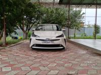 Toyota Prius Хетчбэк 1.8 2019 с пробегом