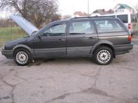 Volkswagen Passat Универсал 1.8 1990 с пробегом