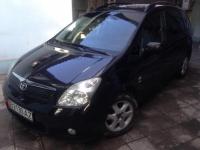 Toyota Corolla Verso Минивэн 1.8 2004 с пробегом