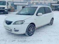 Mazda Demio Хетчбэк 1.3 2003 с пробегом