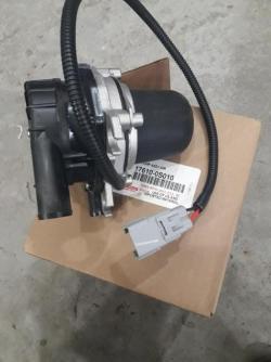 насос воздушный системы вентиляции картера LAND CRUISER 200 176100s010 насос воздушный системы вентиляции картера LAND CRUISER 200 176100s010