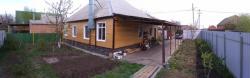 жилой дом с мебелью в 22 км от Ростова, 11 км от Батайска.2008 года.