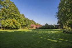 Продается часть Усадьбы Графа Д.А. Гурьева "БОГОРОДСКОЕ" Продается часть Усадьбы Графа Д.А. Гурьева "БОГОРОДСКОЕ"